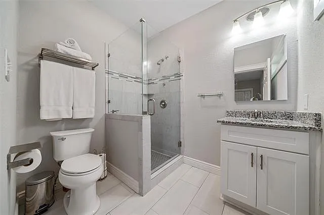 638 Turner Ave — Photo 16