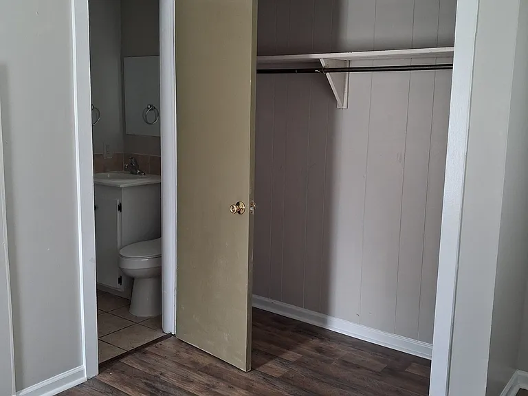 121 Jax Dr #10 — Photo 7