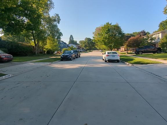 5th image of 15447 Williams St