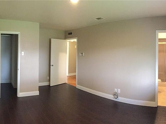3rd image of 5014 Leameadow Dr