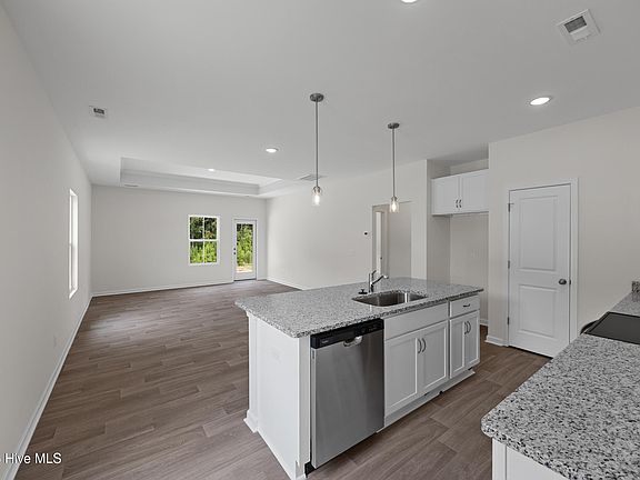5th image of 556 Belfort Lane SW #159