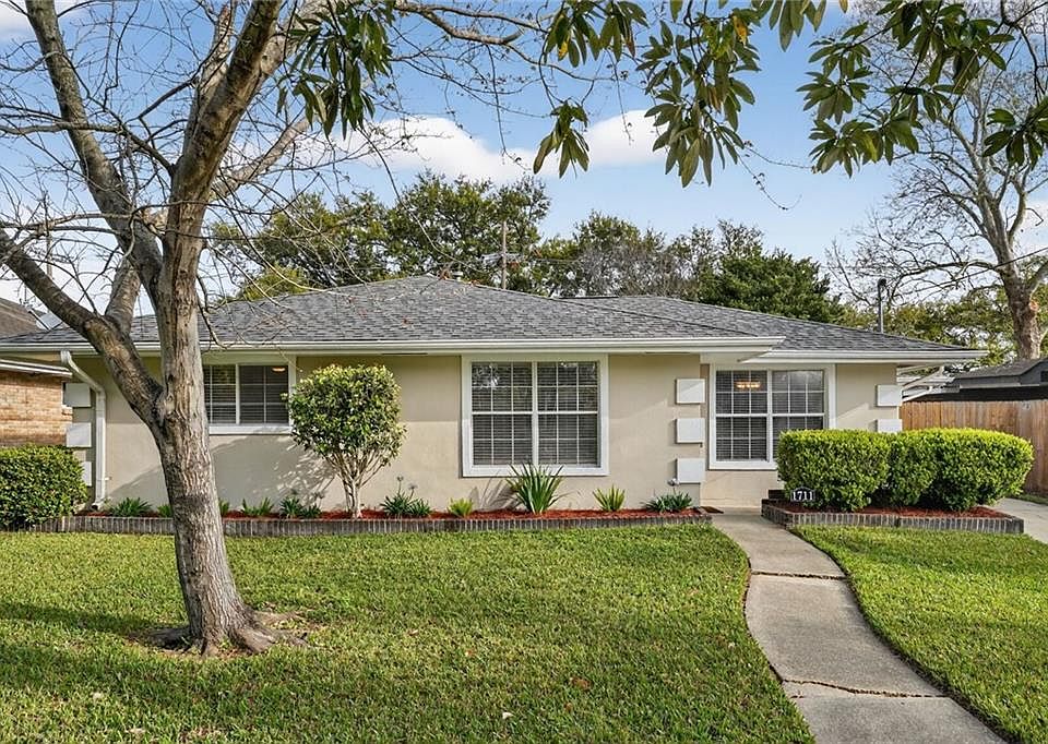 1st image of 1711 Mendez Dr