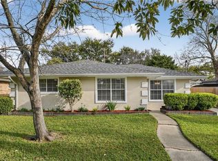 1711 Mendez Dr, New Orleans, LA 70122