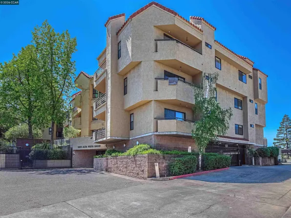 1201 Alta Vista Dr APT 209, Walnut Creek, CA 94596