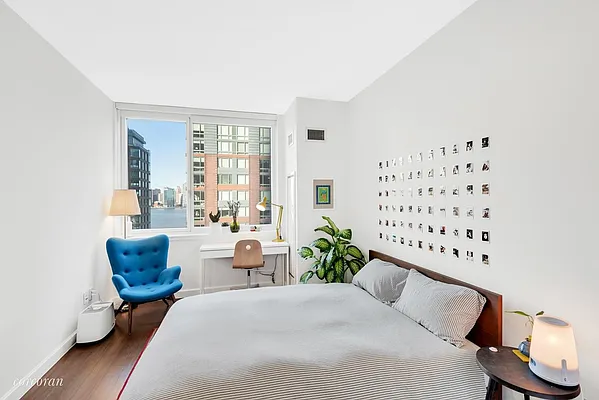 Rented by Corcoran | media 6