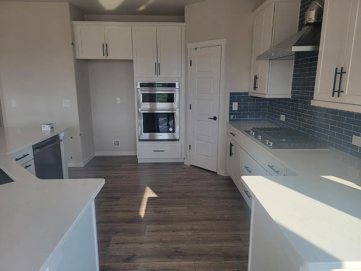 5 bed, $2,800 — Photo 4