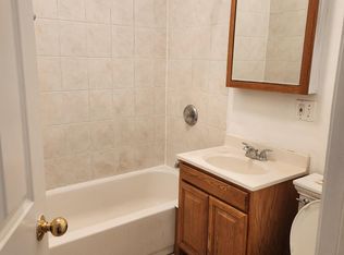 2238 W 21st St #1F, Chicago, IL 60608
