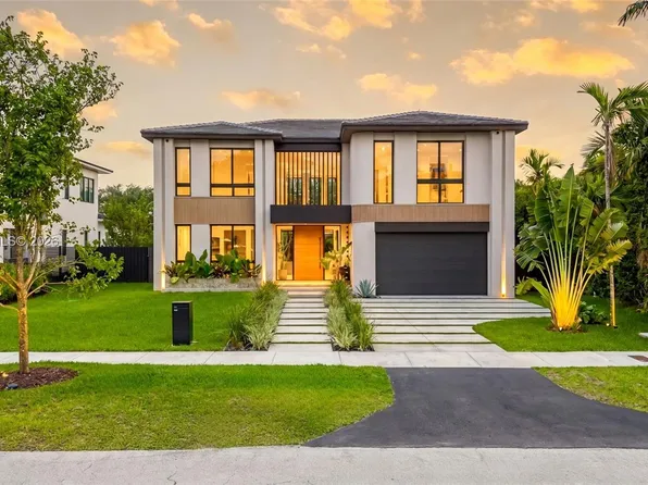 5854 SW 30th St, Miami, FL 33155