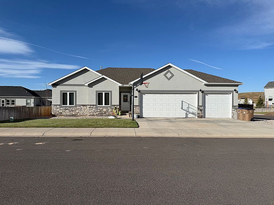 1st image of 4212 Mojave Dr