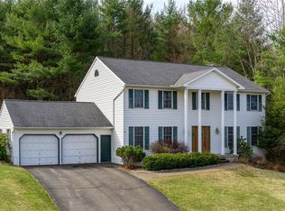 421 Brook Hill Ave, Vestal, NY 13850