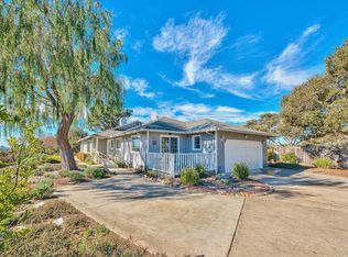 18401 Moro Rd, Salinas, CA 93907