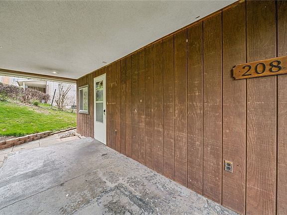2nd image of 208 Old Mill Rd