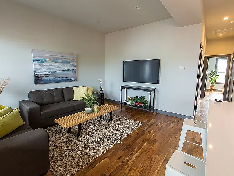 2 bed, $3,945 — Photo 4