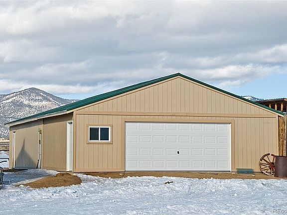 5th image of 55171 Blackburn Dr