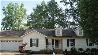 2nd image of 113 Patio Rd
