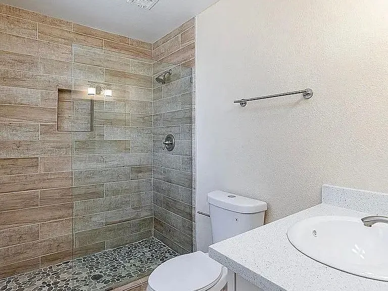 6320 Shawnee Ave — Photo 5