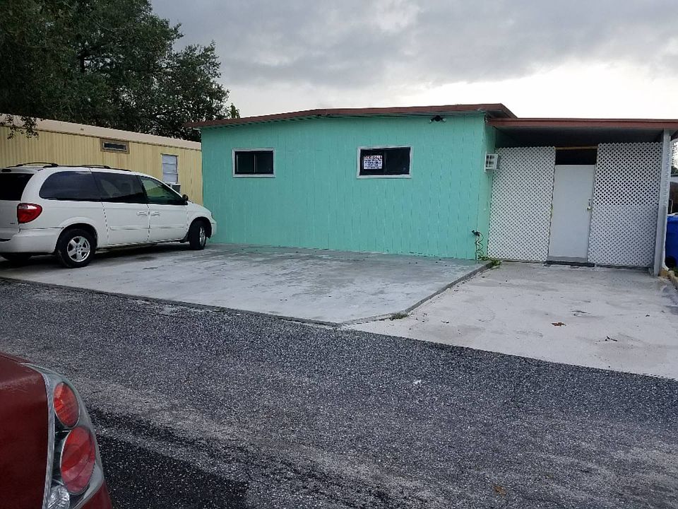 1st image of 11520 Donna Dr