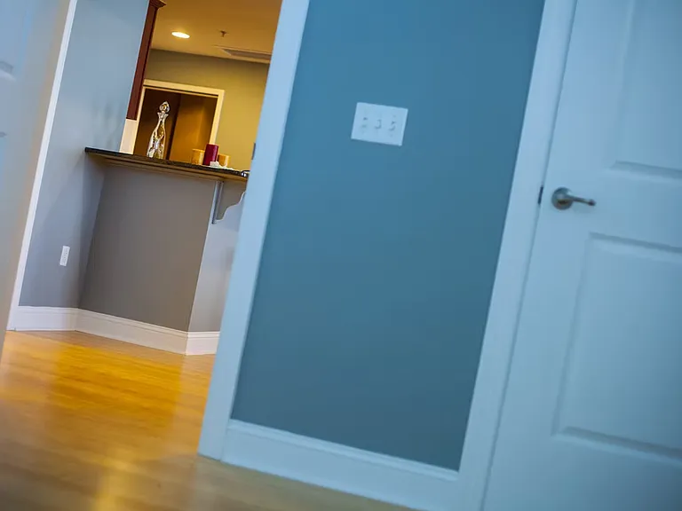NORTH VALLEY LOFT APARTMENTS — Photo 4