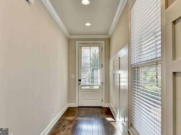 2nd image of 5200 Cresslyn Rdg