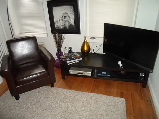 Rented by Sky Management | media 12