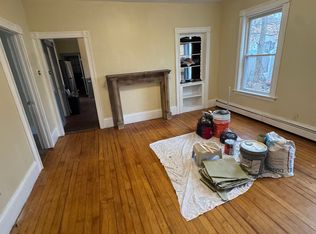 21 Branch St APT 1, Worcester, MA 01604