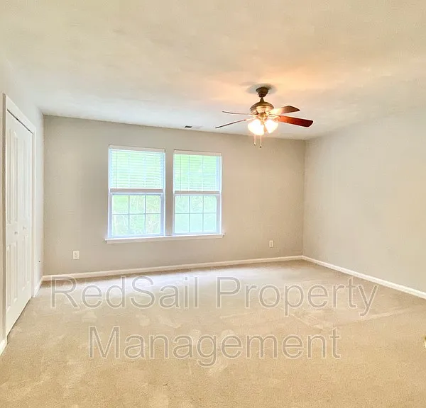 117 Grant Ct — Photo 16