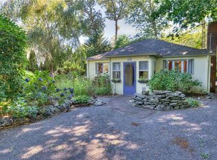 47 Wake Robin Trl, Saunderstown, RI 02874