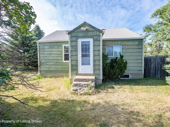 186 Cliff St, Gladstone, ND 58630