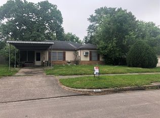 515 Burke Rd, Pasadena, TX 77506