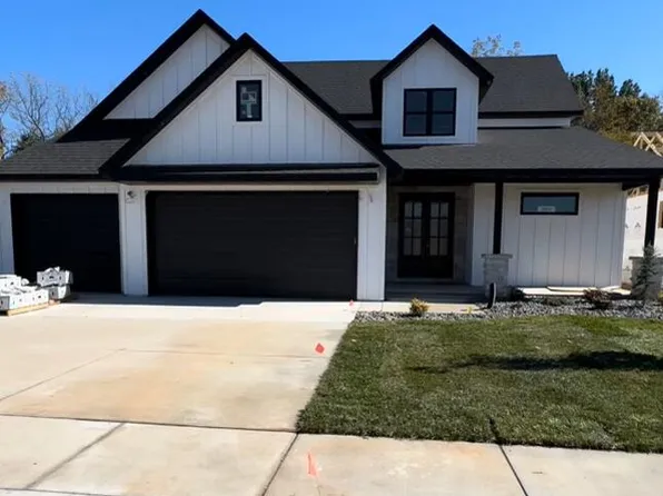 4862 S Sycamore, Springfield, MO 65810