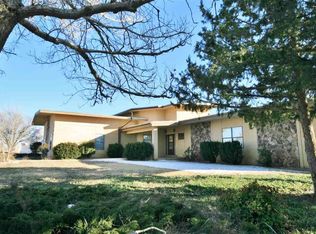 209 Springfield Dr, Clovis, NM 88101