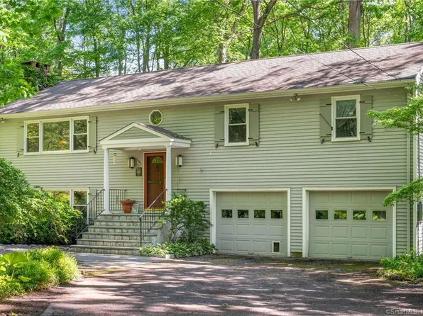 24 Blueberry Hill Place, Wilton, CT 06897