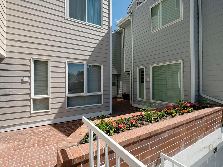 525 E 2nd Ave #7 — Photo 21