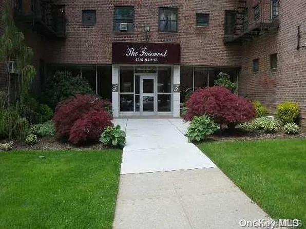 87-50 204th Street #B-27, Hollis, NY 11423
