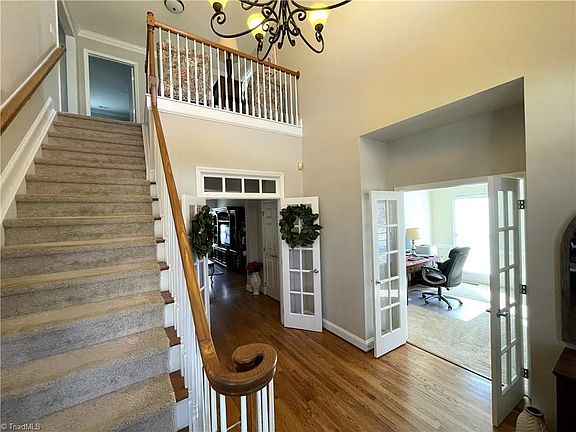 2nd image of 1603 Wenchelsa Rd