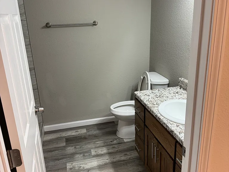 1617-1619-1637 1617ripley160e #1617 — Photo 4