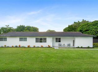 11820 SW 99th Ct, Miami, FL 33176