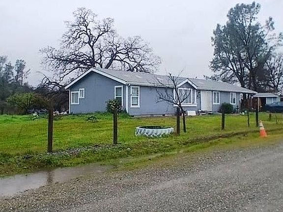 3rd image of 7615 Plumas Dr
