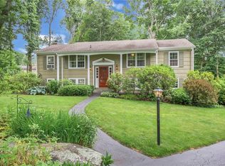 3905 Pike Pl, Mahopac, NY 10541