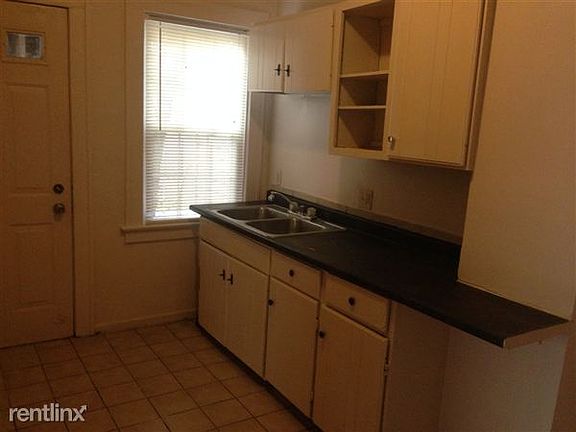 2nd image of 842 Neland Ave SE