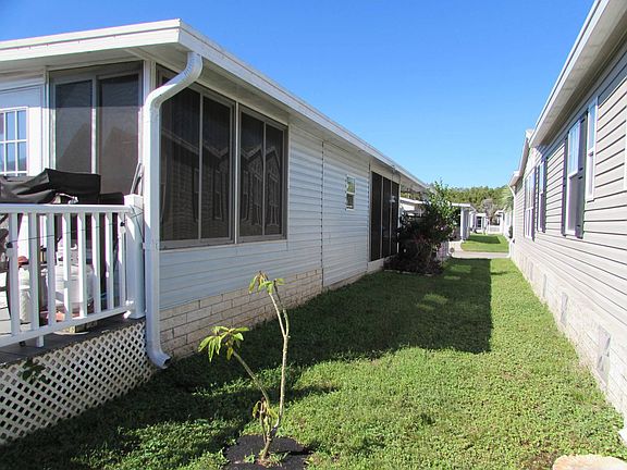 3rd image of 2706 Brynwood Dr