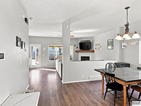 5th image of 18047 Sunridge St