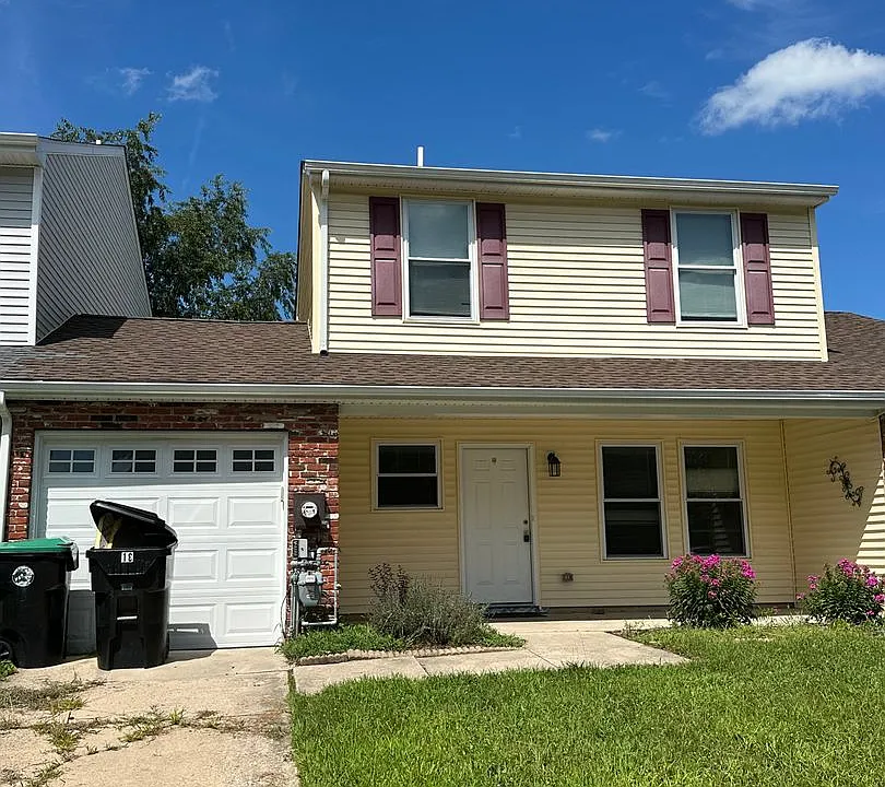 18 Harrington Ln