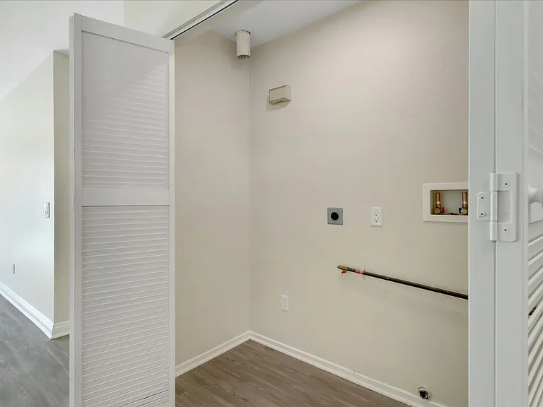 Concord Villas Patio Homes - Riverside, CA — Photo 24