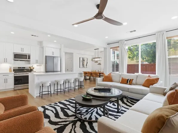 2284 Red Leaf Ln, Chula Vista, CA 91915