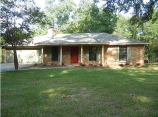 6126 Ferncreek Dr, Jackson, MS 39211