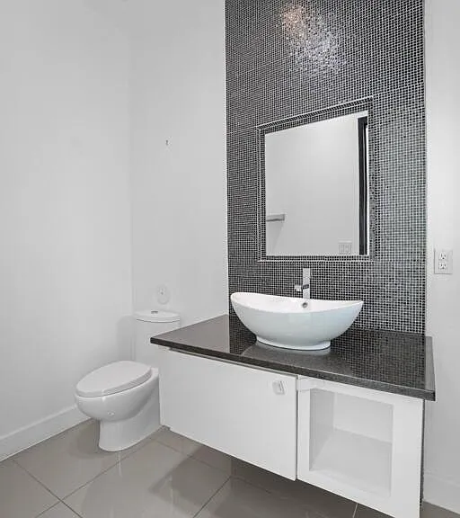 6324 Via Serena Dr — Photo 12
