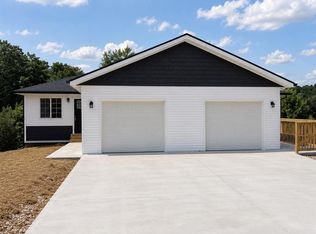 16201 Haidyn Rd #A & B, Saint Robert, MO 65584