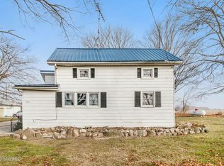 922 Burr Oak Rd, Bronson, MI 49028