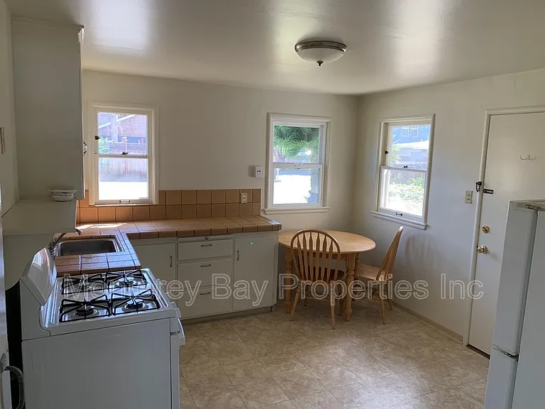 109 Solano Ave — Photo 6